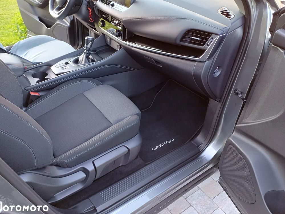 Nissan Qashqai 1.3 DIG-T MHEV N-Connecta - 16