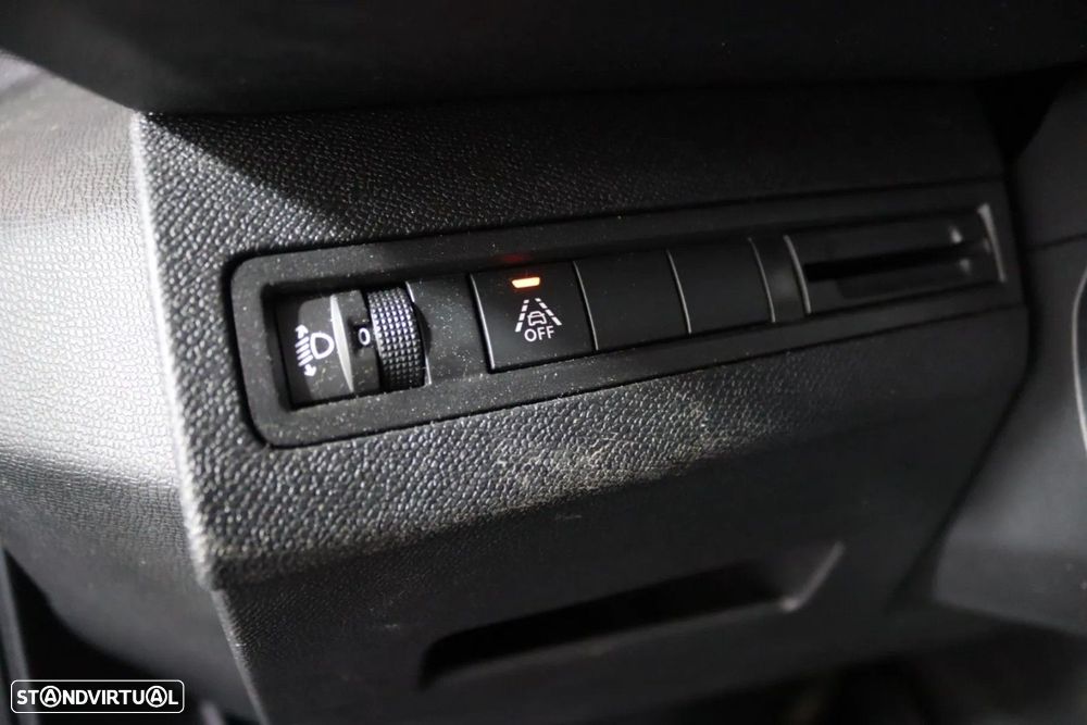 Peugeot 3008 1.2 PureTech Allure Pack EAT8 - 11