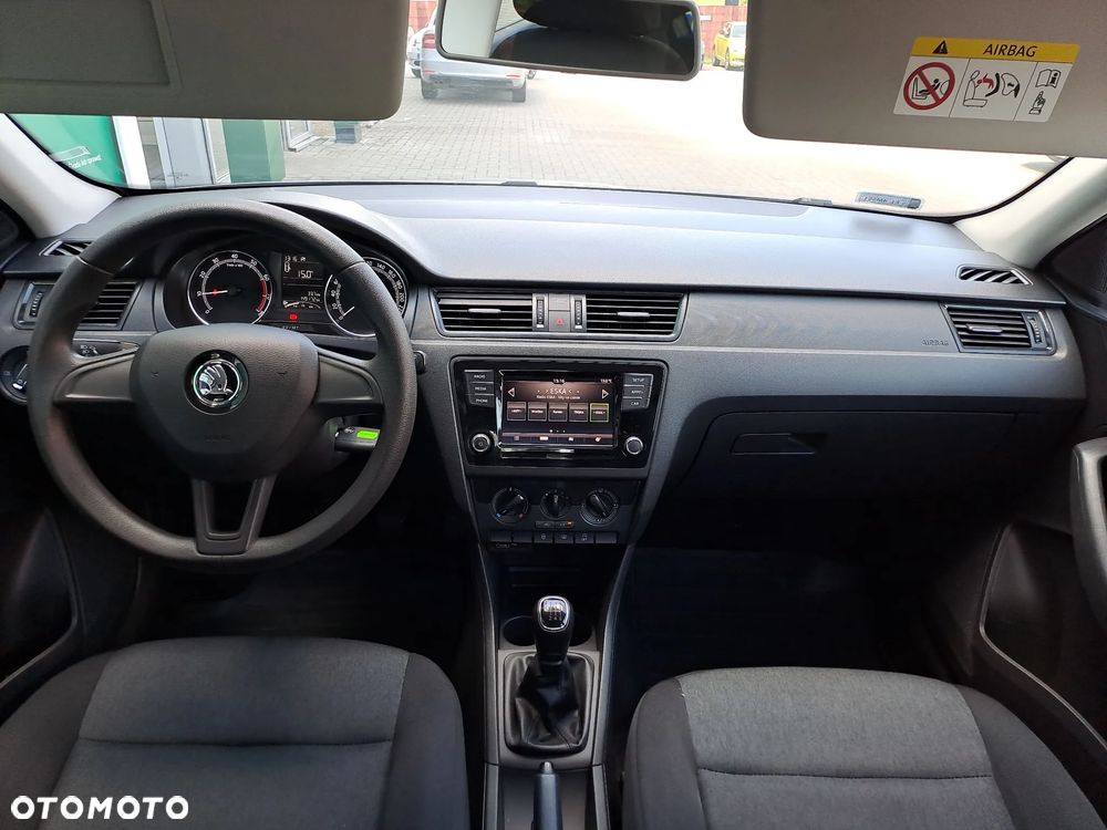 Skoda RAPID 1.0 TSI Active - 10