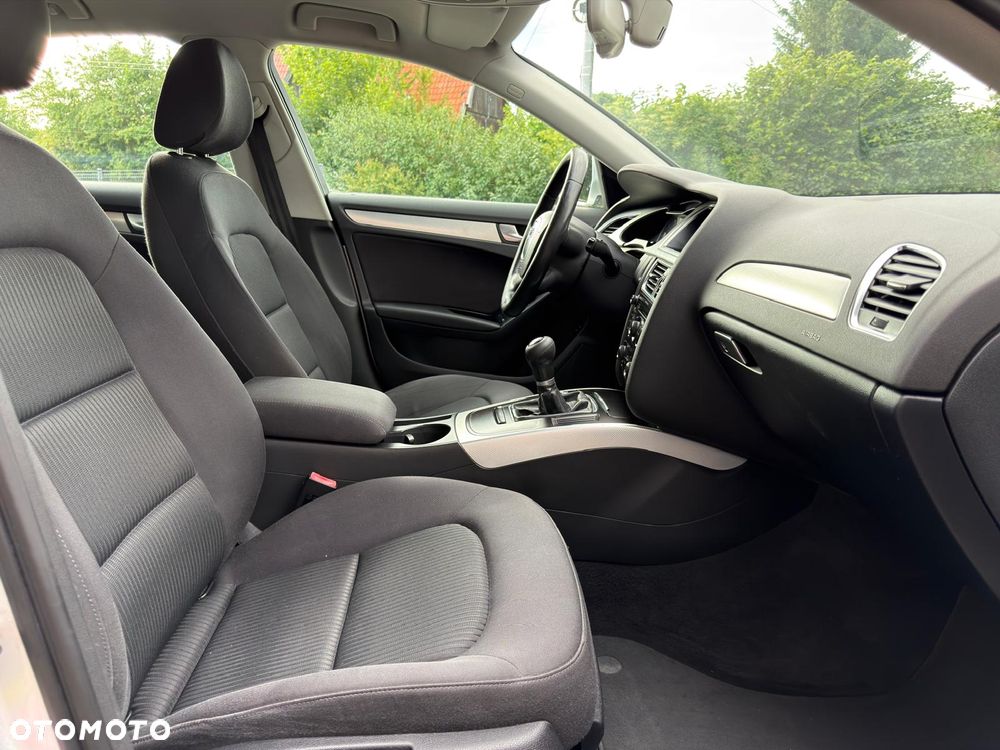 Audi A4 Limousine - 9