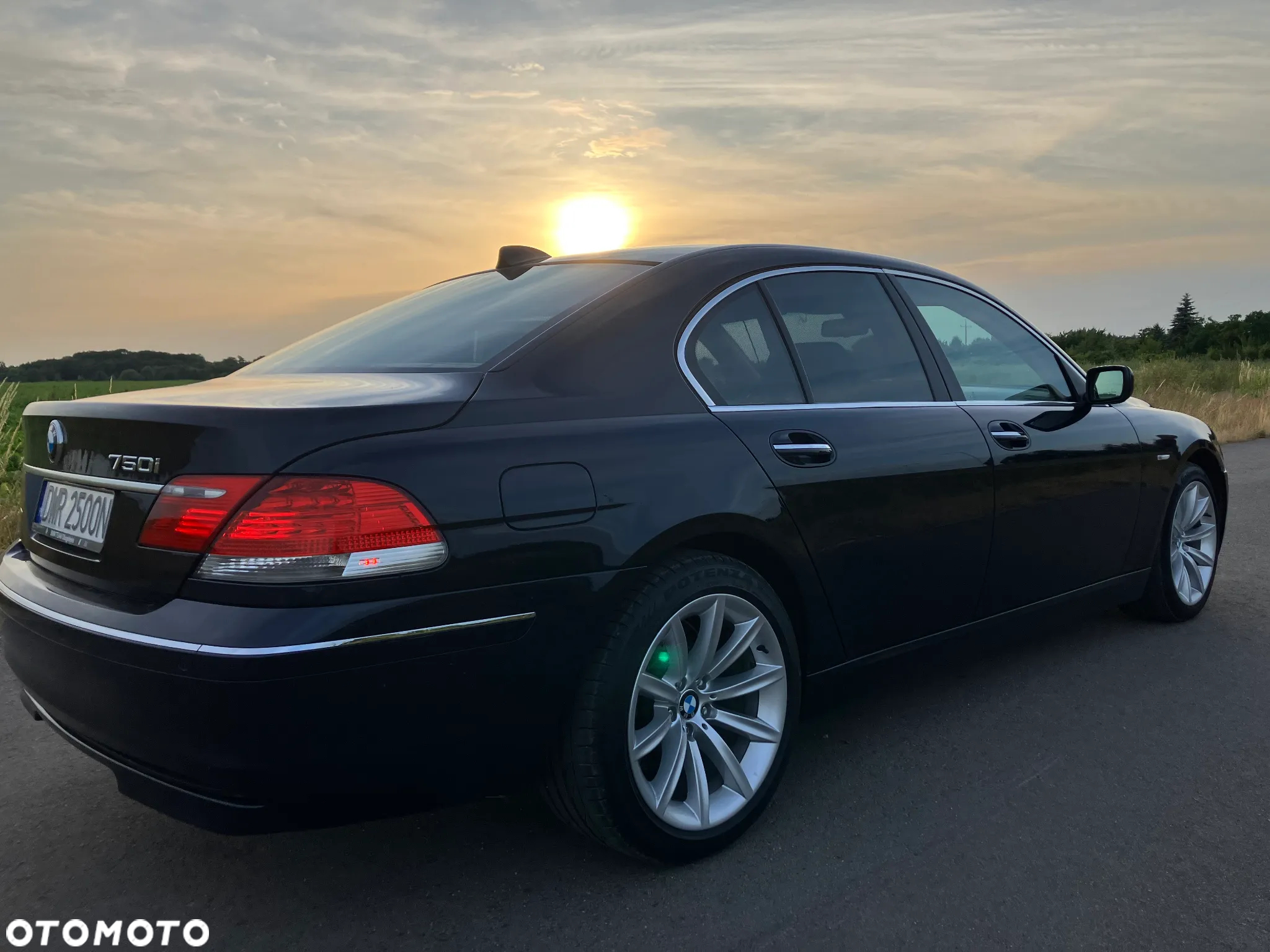 BMW Seria 7 750i - 3
