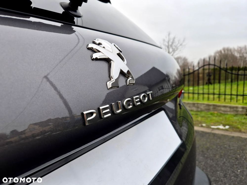 Peugeot 2008 PureTech 82 Style - 23