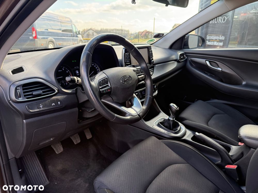 Hyundai i30 1.0 T-GDI Intro Edition - 16