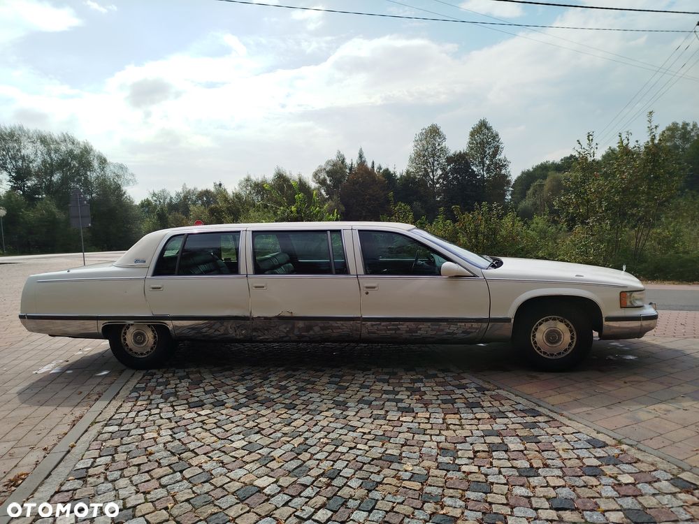 Cadillac Fleetwood 1996 photo 4