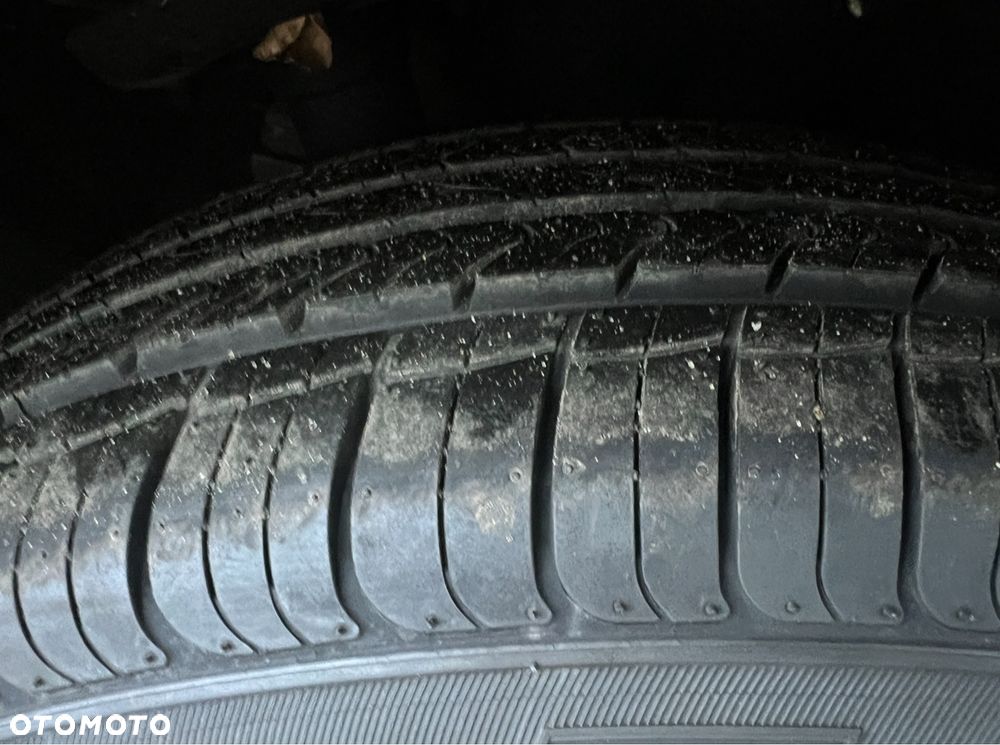 Chrysler Pacifica - 24