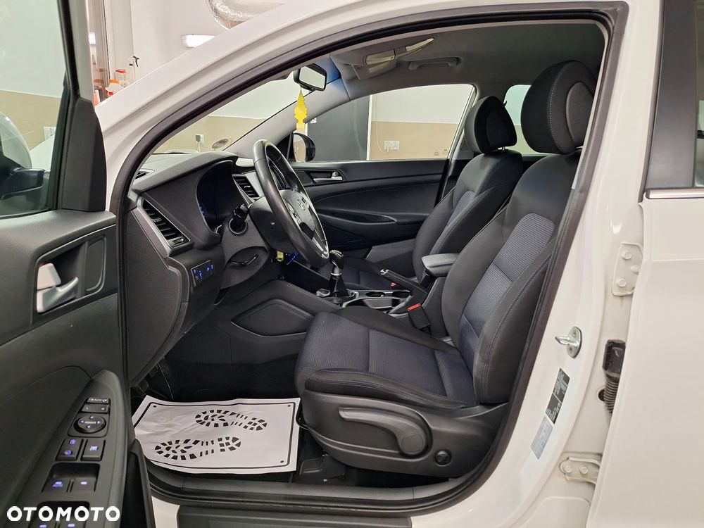 Hyundai Tucson blue 1.6 GDi 2WD Advantage - 18