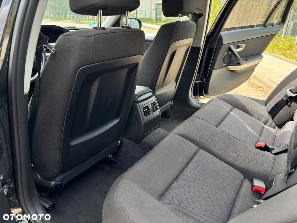 BMW Seria 3 - 24