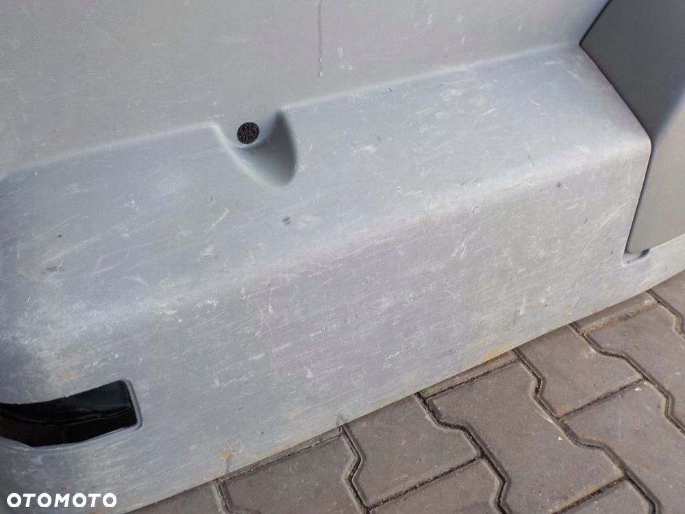 VW T5 KRÓTKI TAPICERKA BOCZEK TYŁ TYLNA PRAWA - 3