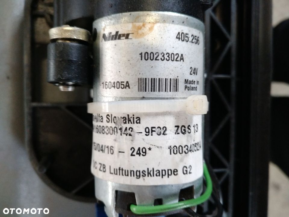 Szyberdach elektryczny kpl. Mercedes Actros MP4 - 3