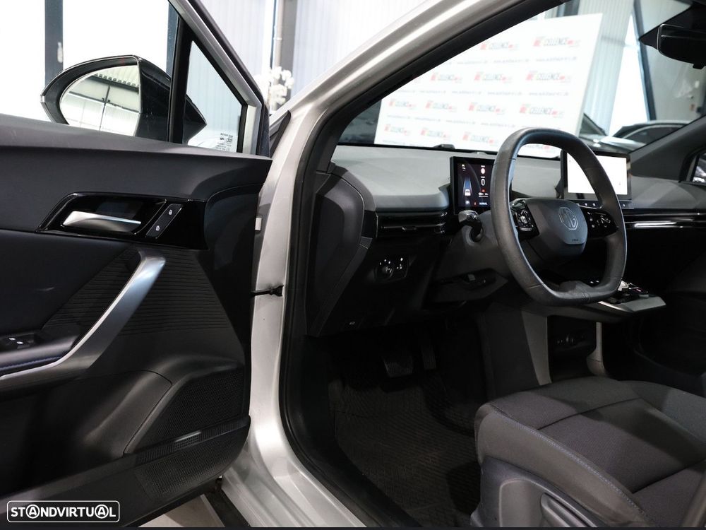 MG MG4 4 Standard - 6