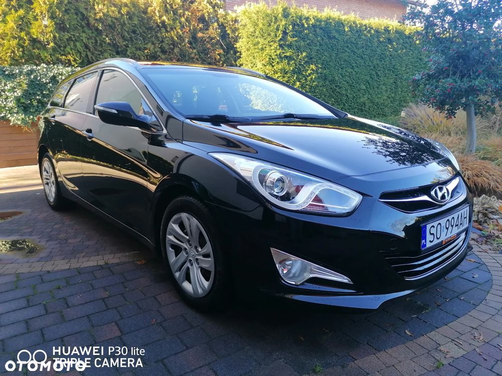 Hyundai i40 Kombi blue 1.6 Trend - 3