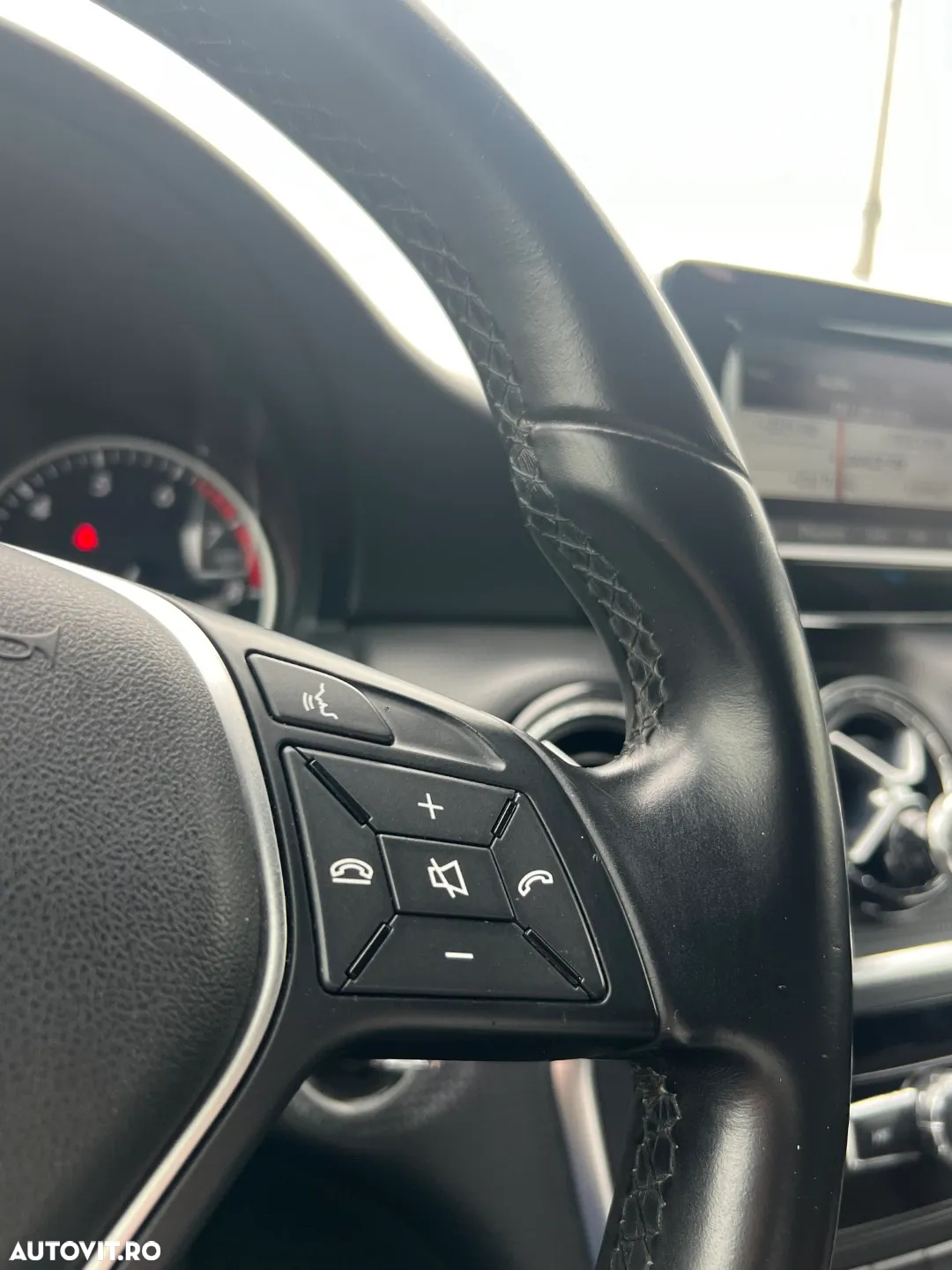 Mercedes-Benz A 180 - 24