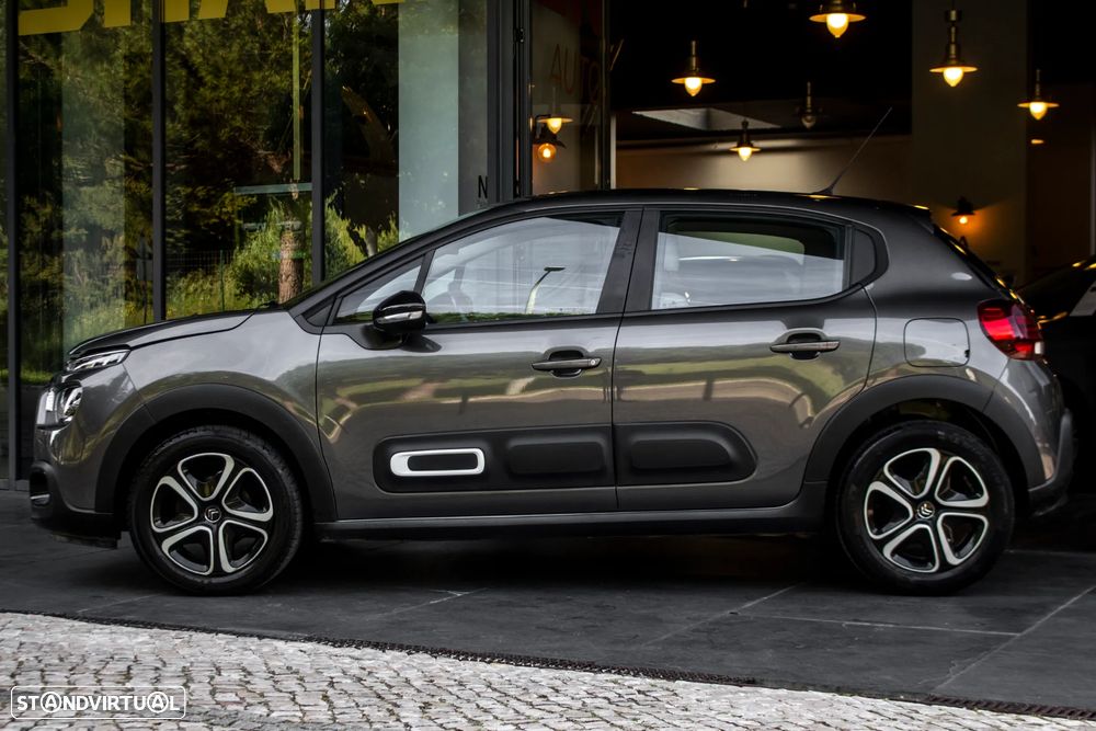 Citroën C3 1.2 PureTech Shine - 2