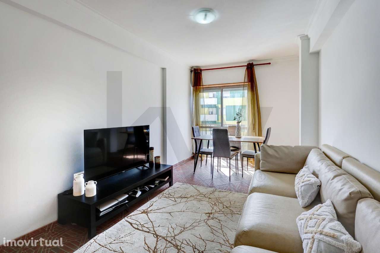 T2 com Arrecadação e Elevador – Serra das Minas, Rio de Mouro - Grande imagem: 3/39