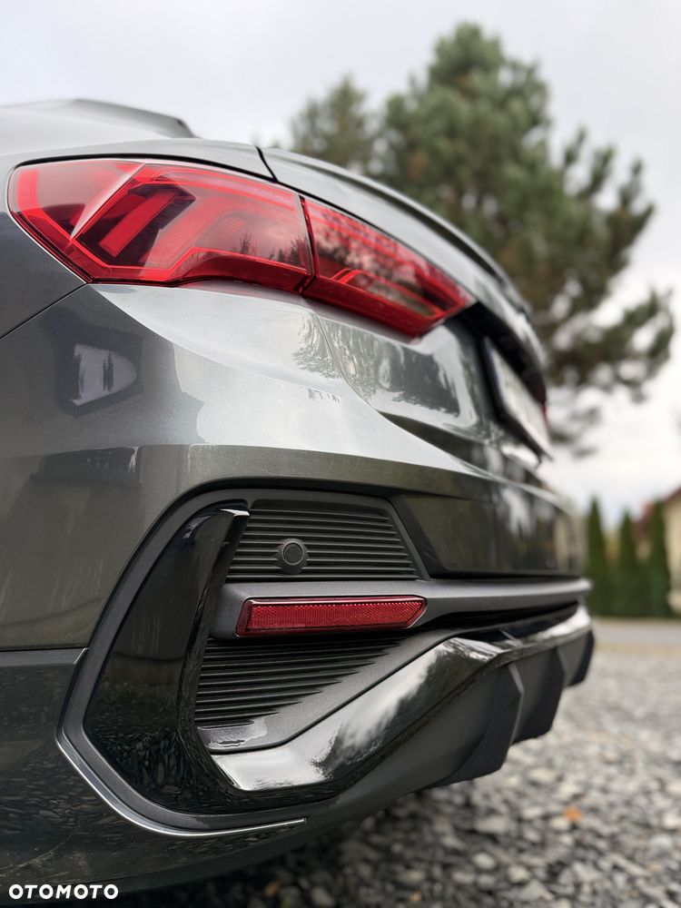 Audi Q3 Sportback 40 TFSI Quattro S-Line S tronic - 4