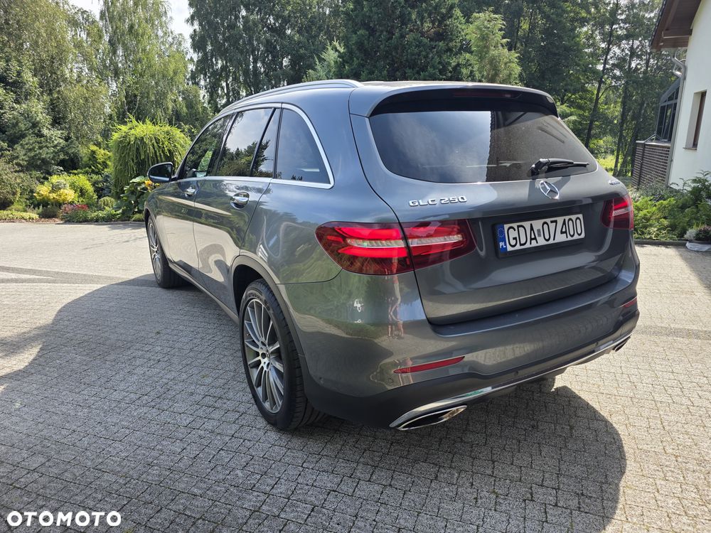 Mercedes-Benz GLC - 6