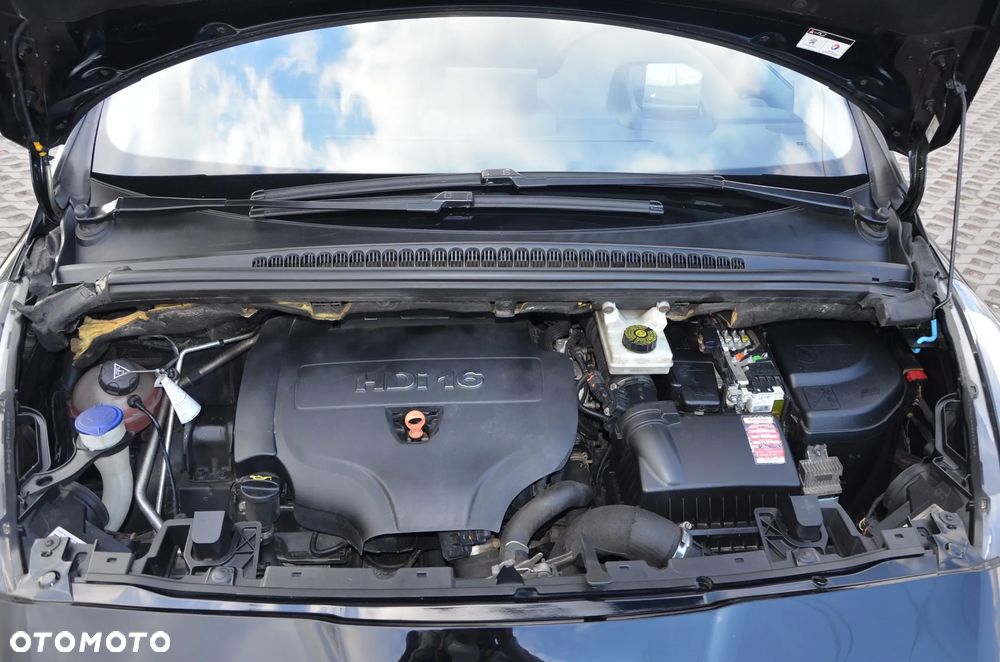 Peugeot 5008 HDI 150 Business-Line - 29