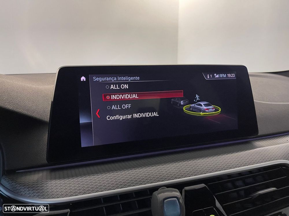 BMW 530 e iPerformance Pack M - 27