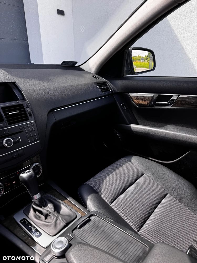 Mercedes-Benz Klasa C 220 CDI DPF Automatik Avantgarde - 7