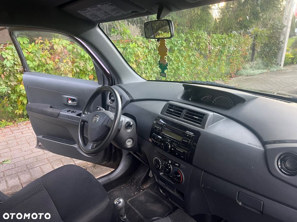 Daihatsu Materia - 19
