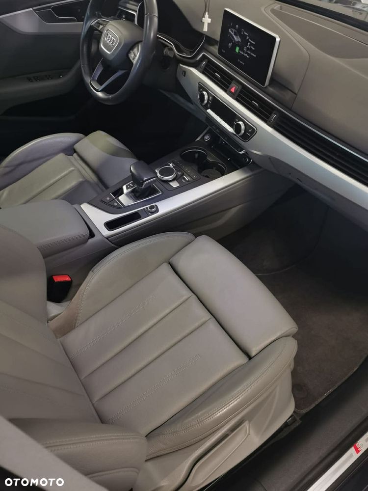 Audi A4 Limousine 2.0 TDI S tronic - 12