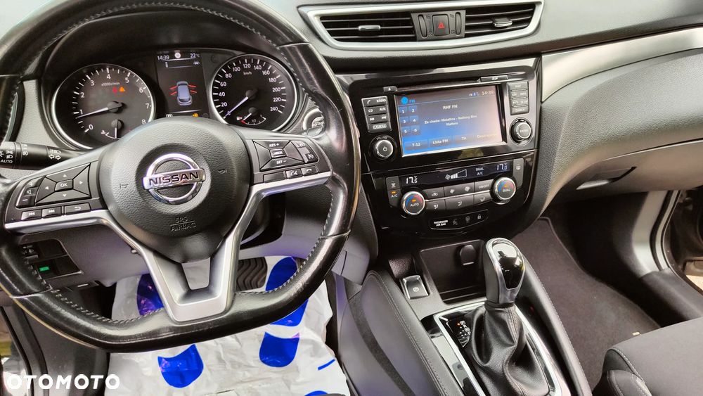 Nissan Qashqai 1.2 DIG-T Xtronic TEKNA+ - 35