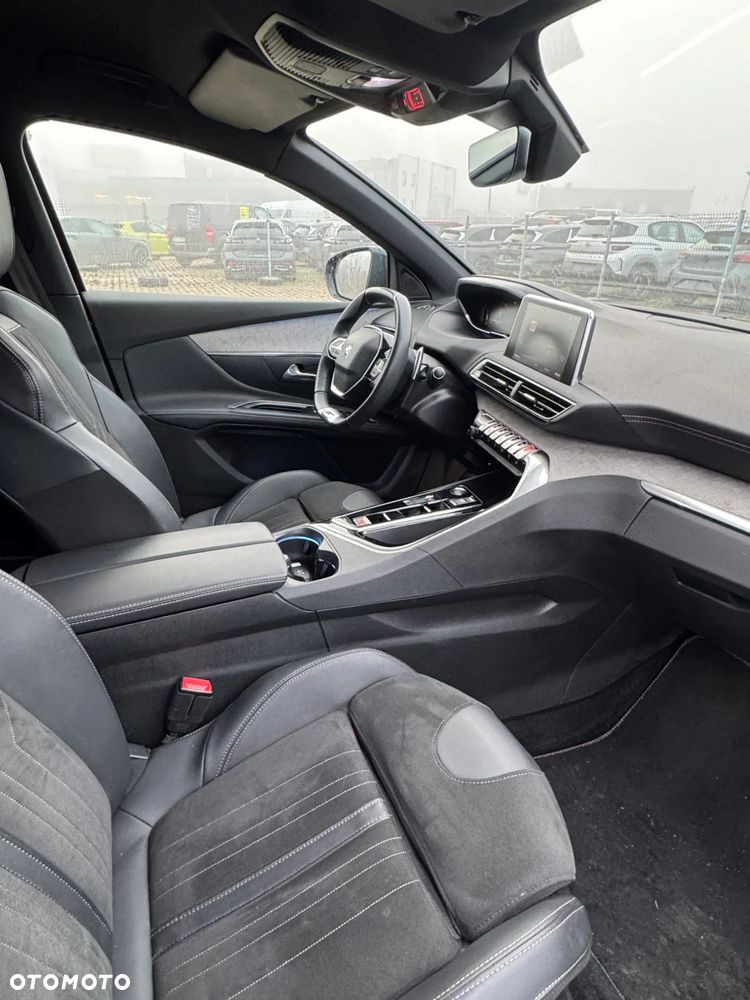 Peugeot 5008 - 25