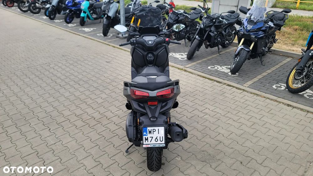 Yamaha X-max - 8