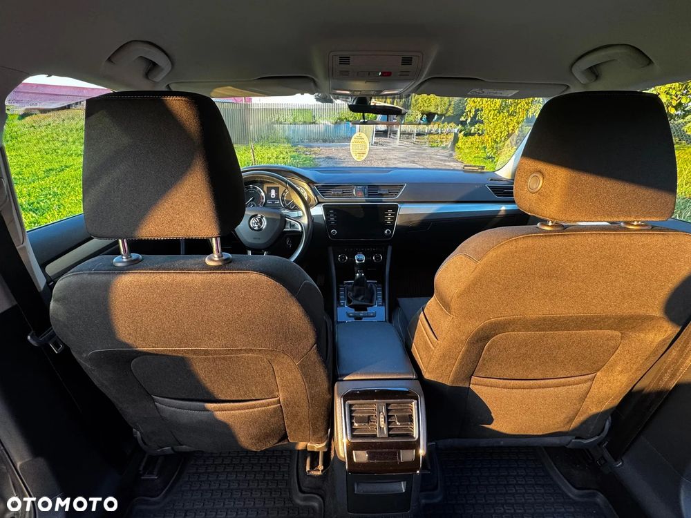 Skoda Superb - 23