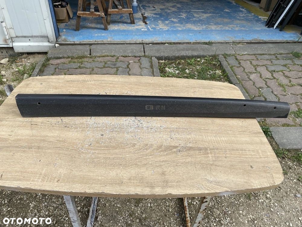 LISTWA PRAWA NA PRZEDNIE SUBARU FORESTER IV 2015- 91111SG120 - 2