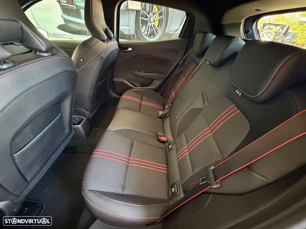 Renault Clio - 22