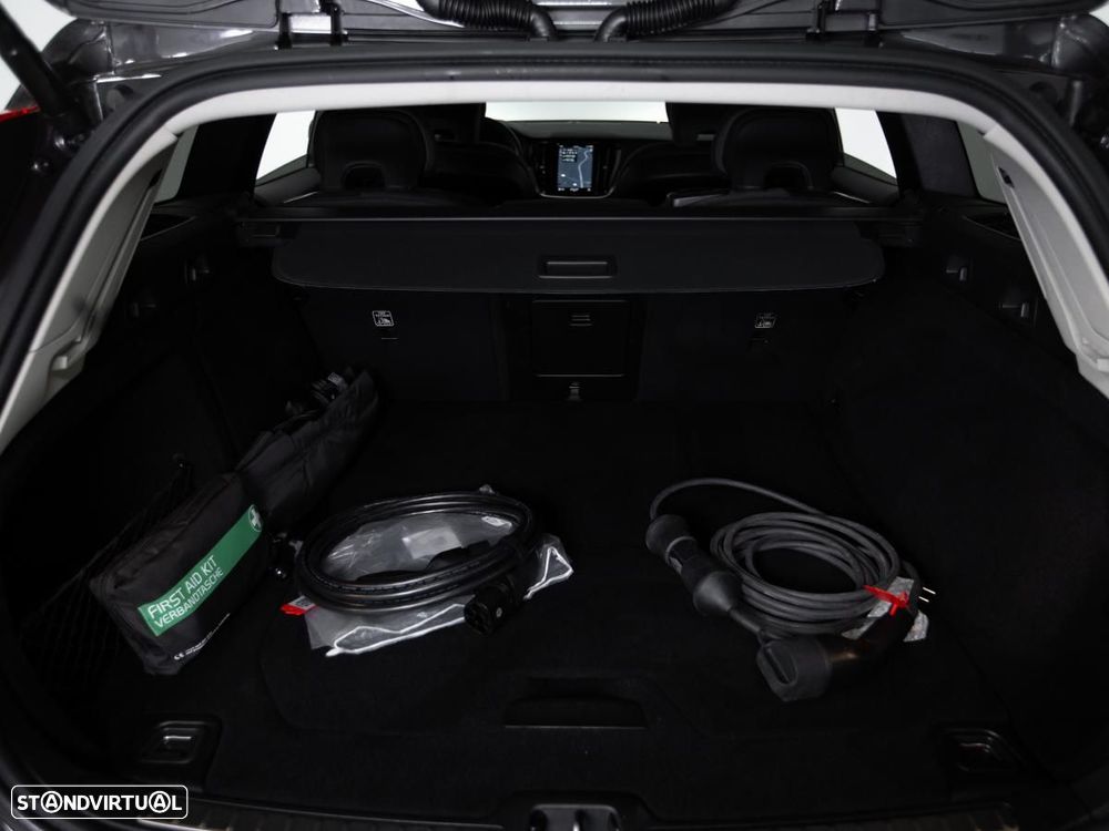 Volvo V60 2.0 T6 AWD TE Core - 12