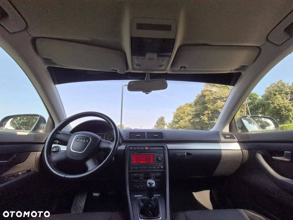 Audi A4 Avant 2.0 TDI - 8