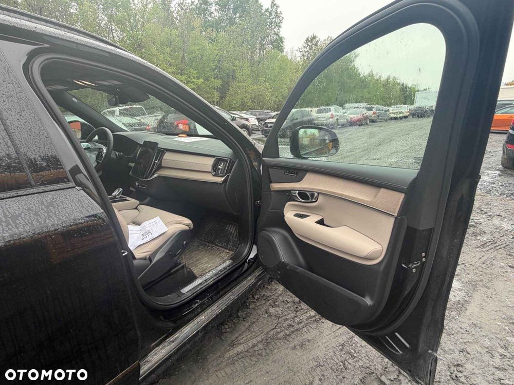Volvo XC 90 - 16