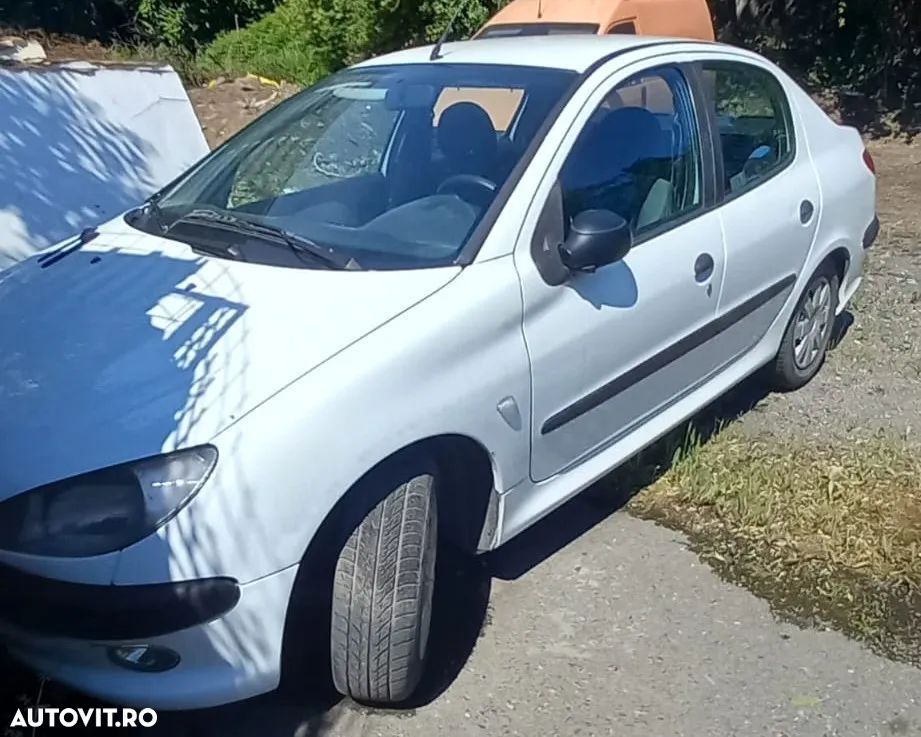 Peugeot 206 - 3