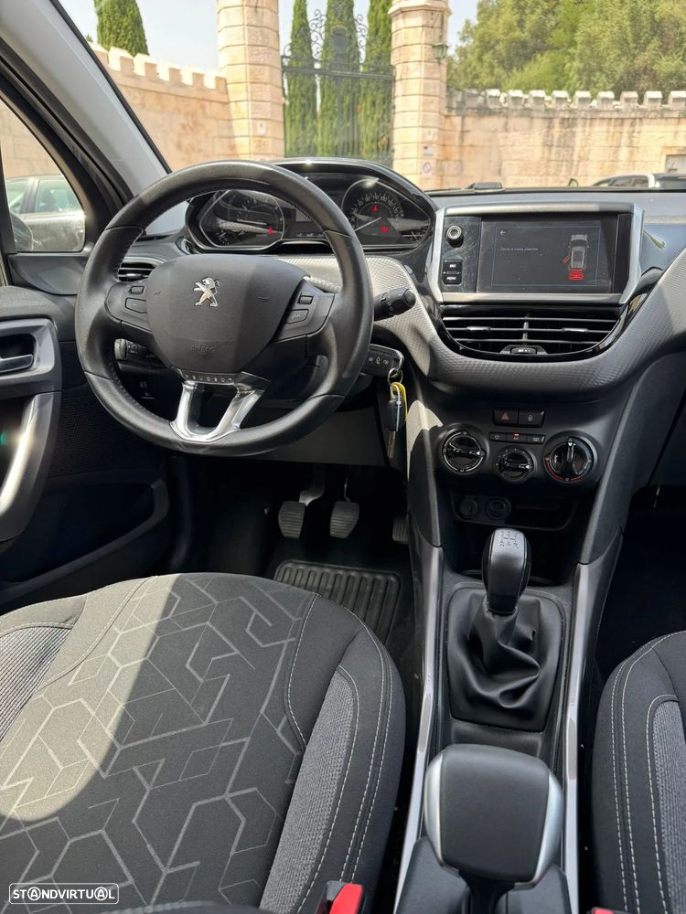 Peugeot 2008 1.2 PureTech Access - 10