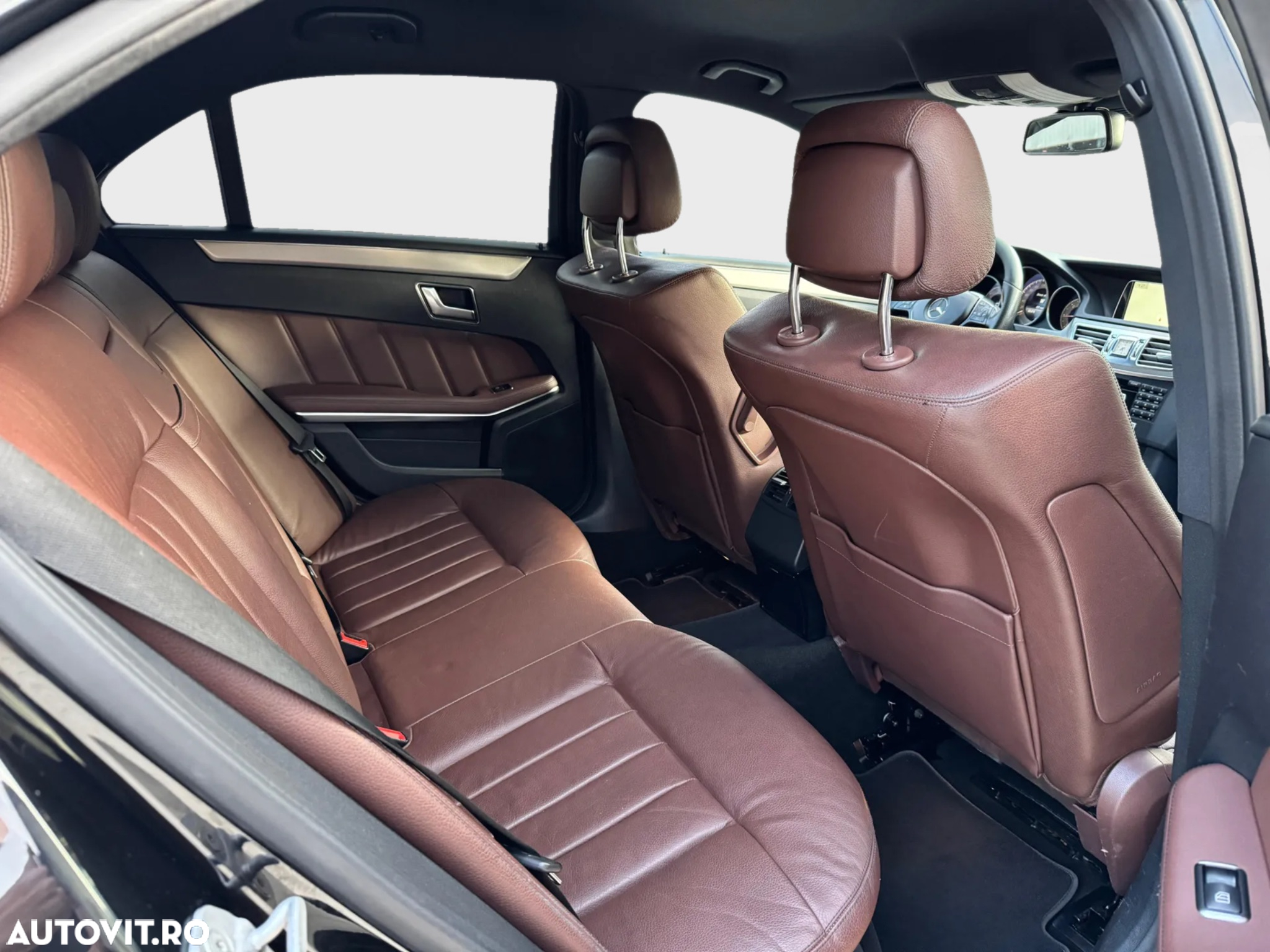 Mercedes-Benz E 200 BlueTEC Avantgarde - 9