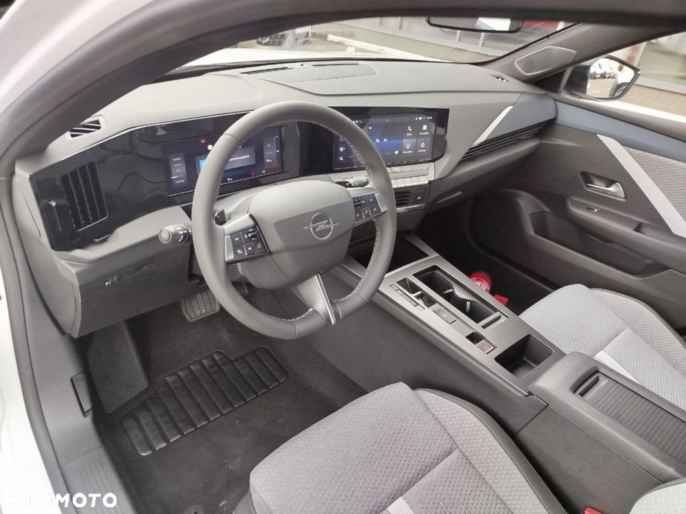 Opel Astra - 11