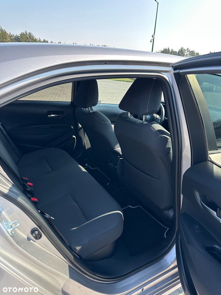 Toyota Corolla 1.8 Hybrid Comfort - 24