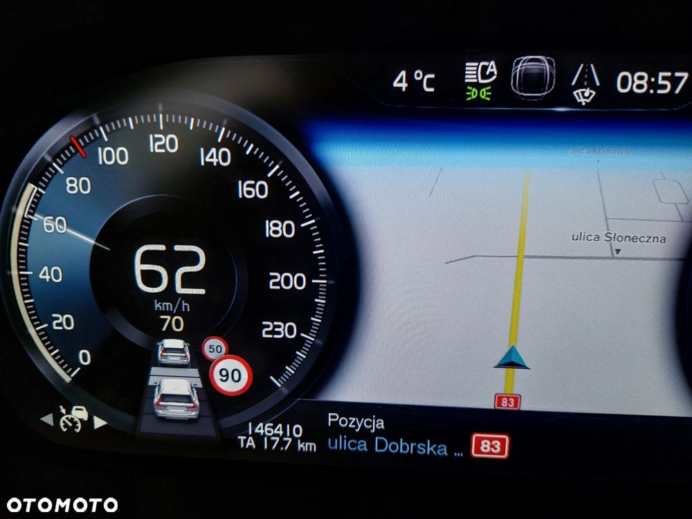 Volvo V60 D4 Momentum Pro - 9