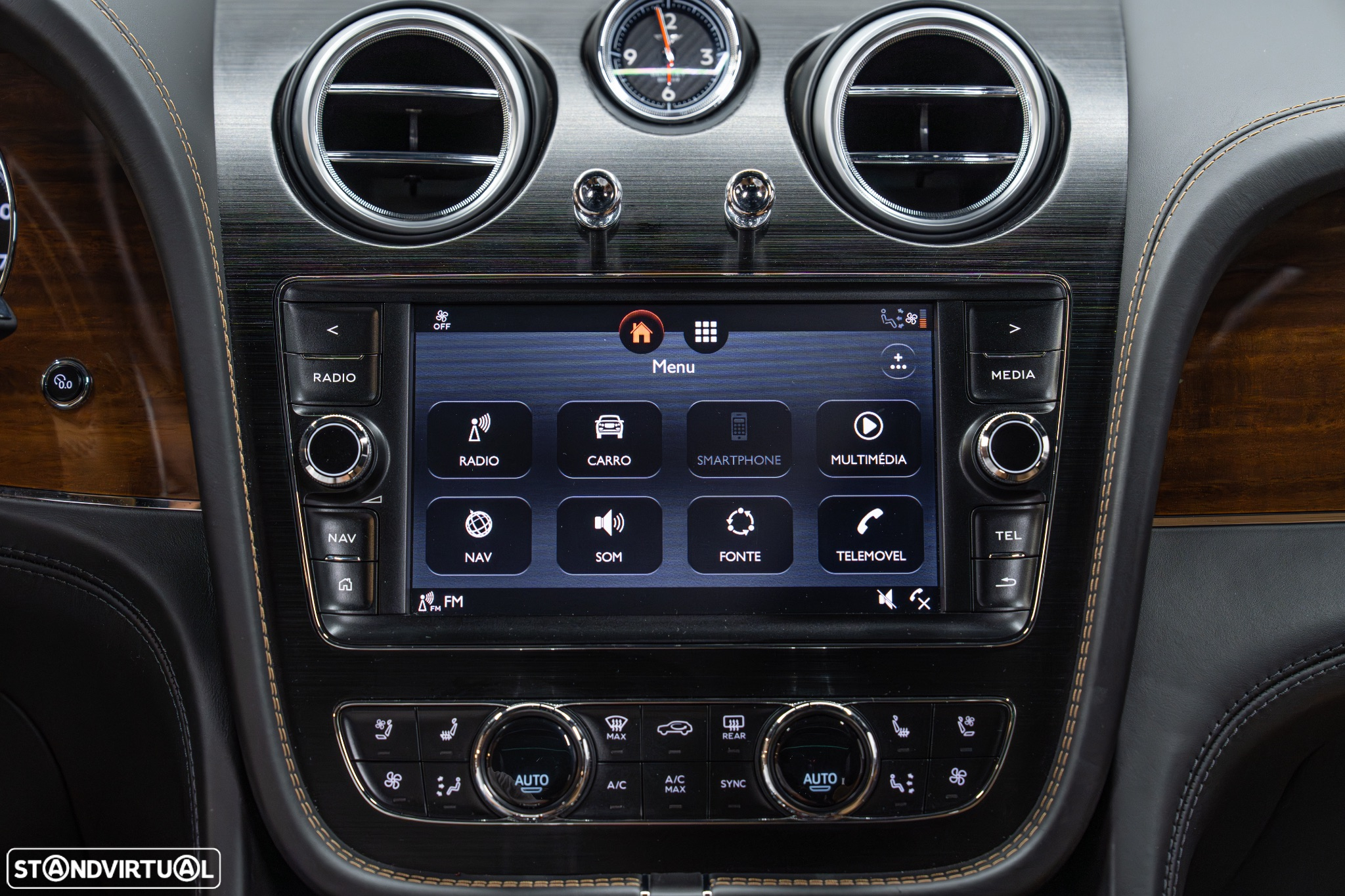 Bentley Bentayga V8 - 31