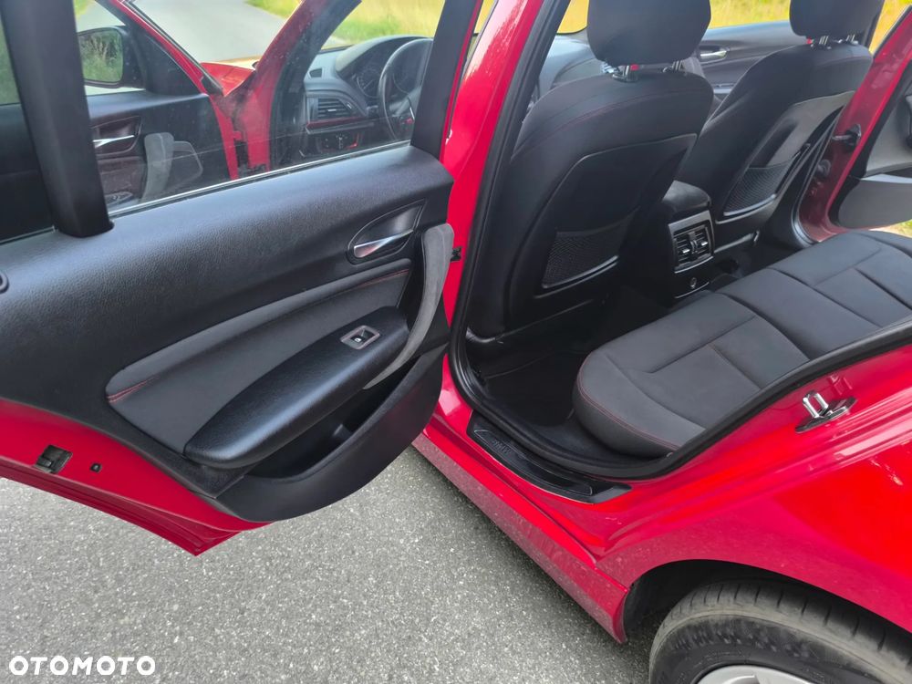 BMW Seria 1 - 16