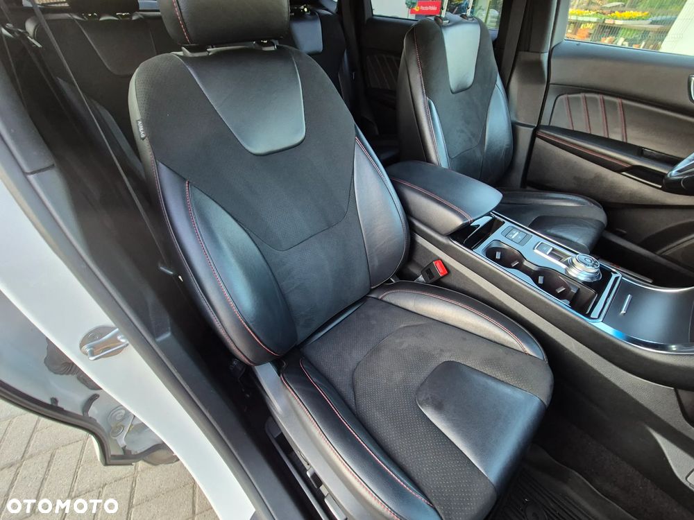 Ford Edge 2.0 EcoBlue Bi-Turbo 4x4 ST-LINE - 22