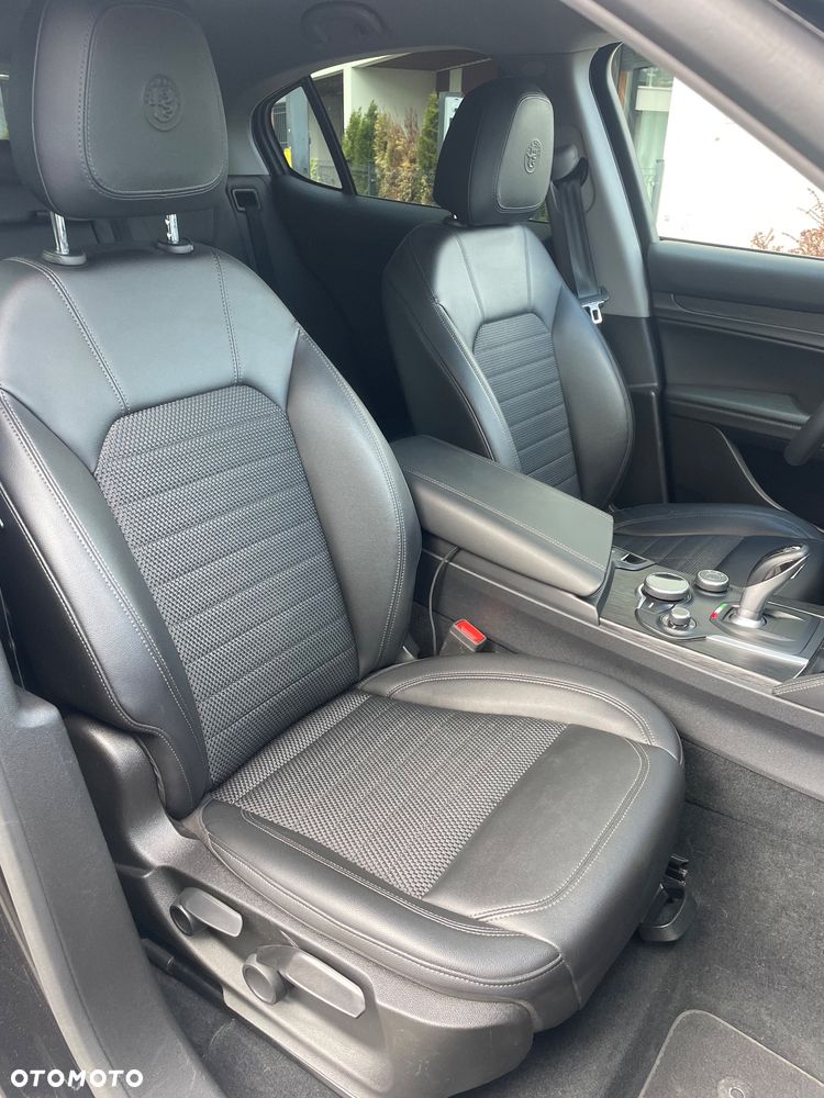 Alfa Romeo Stelvio 2.2 JTDM Q4 - 15