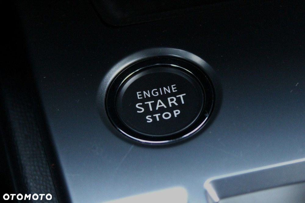 Peugeot 308 1.6 Hybrid PHEV Active Pack EAT8 - 32