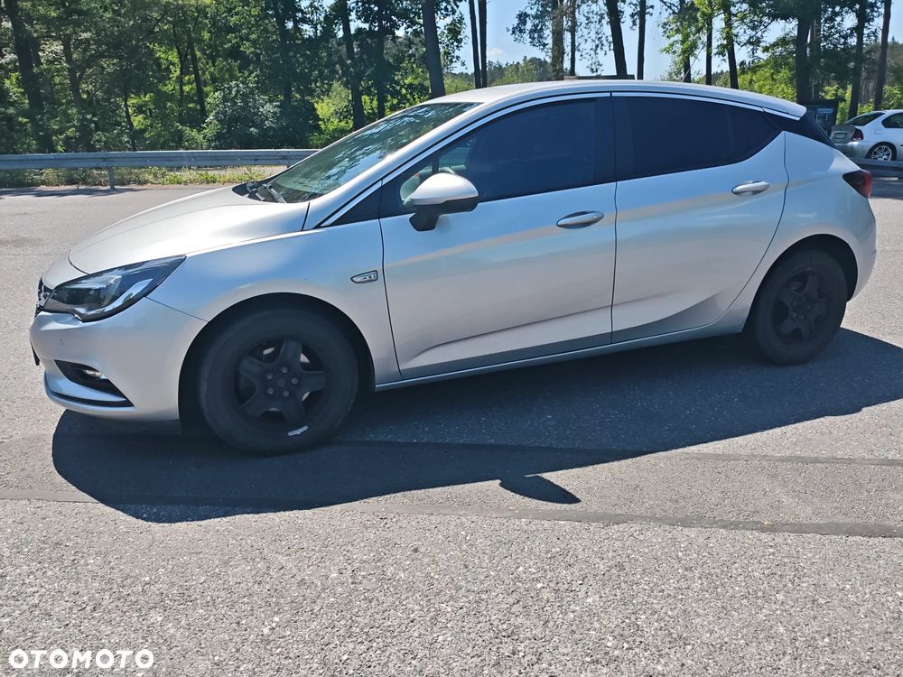 Opel Astra 1.4 T Enjoy S&S - 16