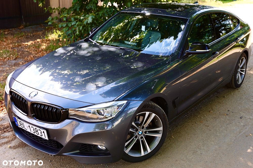 BMW Seria 3 328i xDrive Sport Line - 16