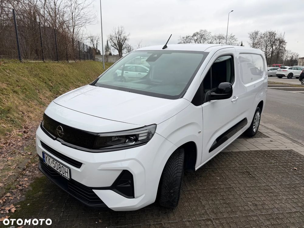 Opel COMBO - 1