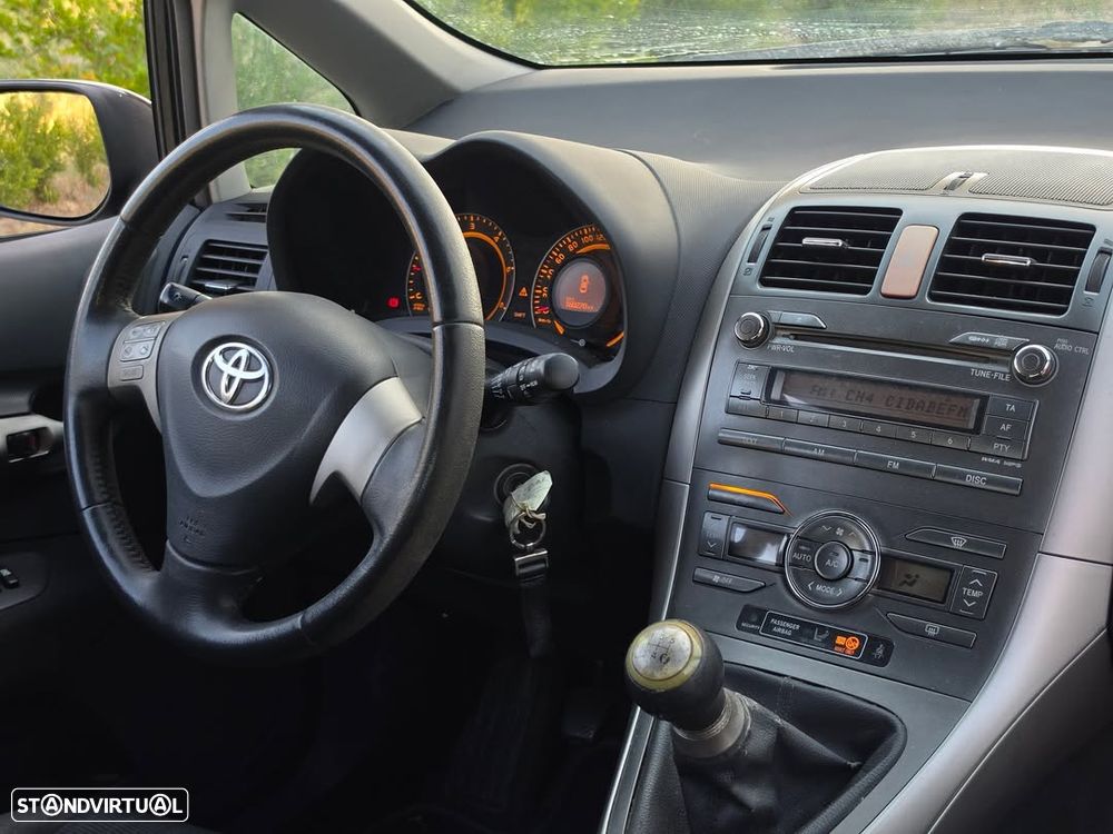 Toyota Auris 1.4 D4D AC - 5