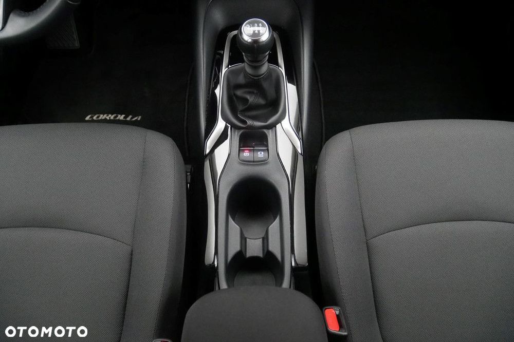 Toyota Corolla - 11
